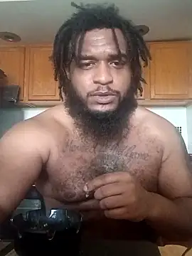 Snapshot of Longthickdick33 chatting on April 16, 5:25 pm Longthickdick33 online show from April 16, 5:25 pm