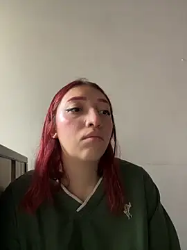 Snapshot of Paulina-Wells chatting on September 18, 9:06 pm Paulina-Wells online show from September 18, 9:06 pm