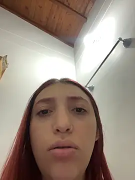 Snapshot of Paulina-Wells chatting on October 13, 9:37 pm Paulina-Wells online show from October 13, 9:37 pm