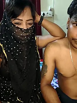 Snapshot of Hotbhabi305 chatting on March 27, 5:01 pm Hotbhabi305 online show from March 27, 5:01 pm