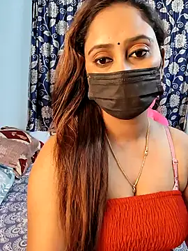 Cute-lusi online show from October 4, 7:45 pm