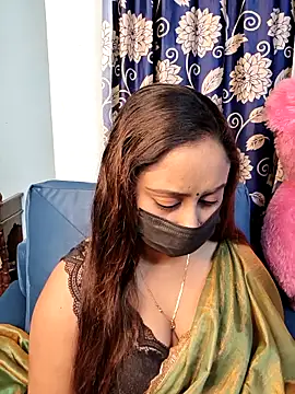 Cute-lusi online show from December 4, 11:41 am