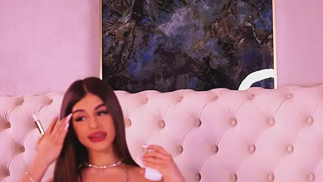 Snapshot of BellaNoirre chatting on March 20, 7:41 pm BellaNoirre online show from March 20, 7:41 pm