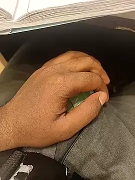 hotboy43339 online show from March 12, 3:12 am