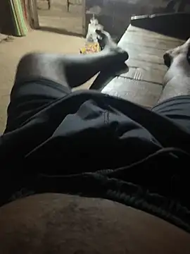 hotboy43339 online show from May 22, 4:23 pm
