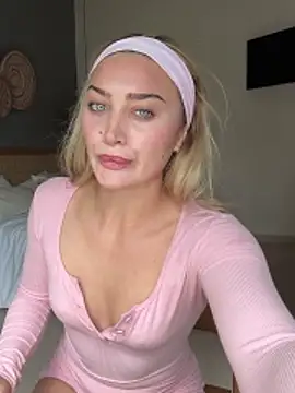 auriangel online show from March 4, 2:06 am