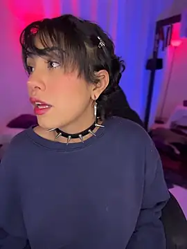 ZahaRose online show from February 5, 5:12 am