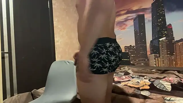 Snapshot of MusclePhantom chatting on September 14, 8:19 pm MusclePhantom online show from September 14, 8:19 pm