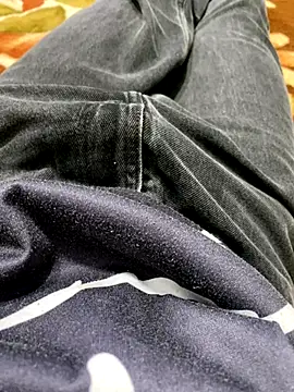 wwwiiilll online show from October 9, 4:05 pm