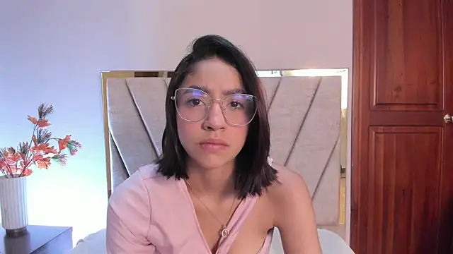 IvyJhons online show from January 15, 11:48 am