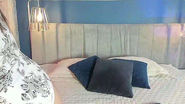 Snapshot of _Maccaa_ chatting on September 29, 11:59 am Maccaa online show from September 29, 11:59 am