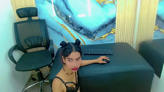 TifannyHott online show from September 11, 7:58 pm