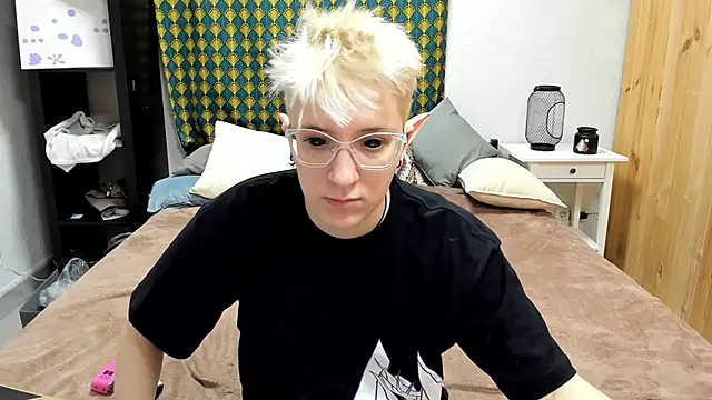 KayleBloom online show from September 21, 3:08 am