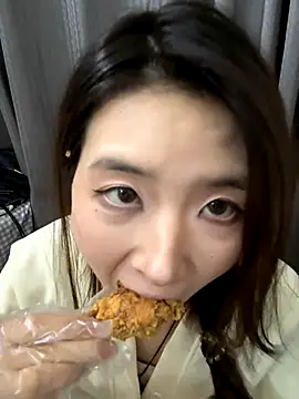 Moonlight-23 online show from November 15, 2:35 pm