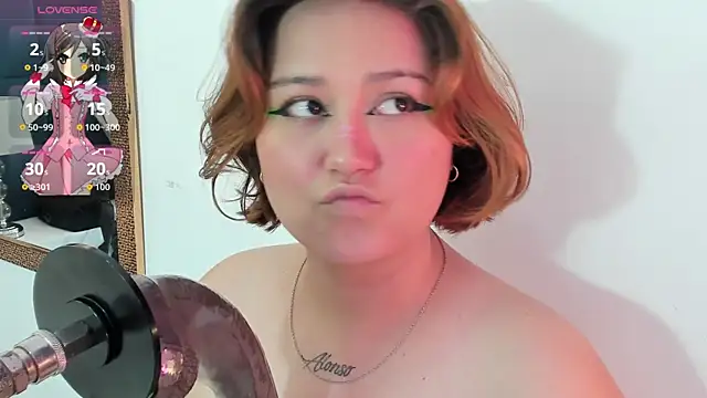 Snapshot of isa_grey_ chatting on November 6, 3:40 am isa grey online show from November 6, 3:40 am