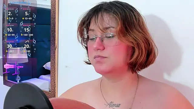 Snapshot of isa_grey_ chatting on November 21, 4:11 am isa grey online show from November 21, 4:11 am