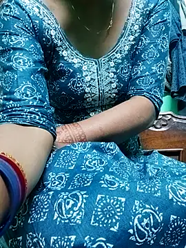 Apurvaa online show from November 23, 2:28 pm