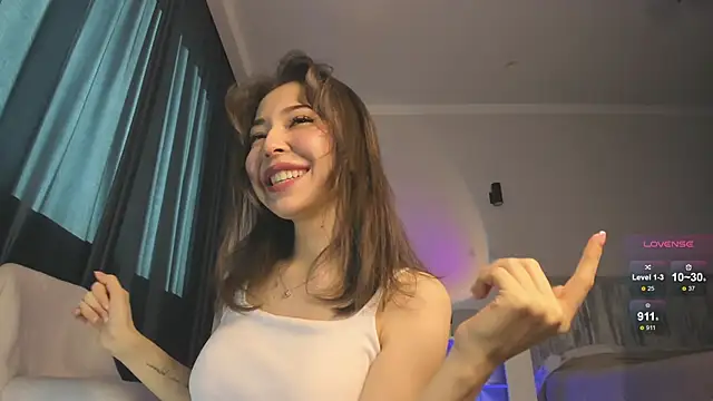 Snapshot of devaivy chatting on September 20, 9:43 am devaivy online show from September 20, 9:43 am