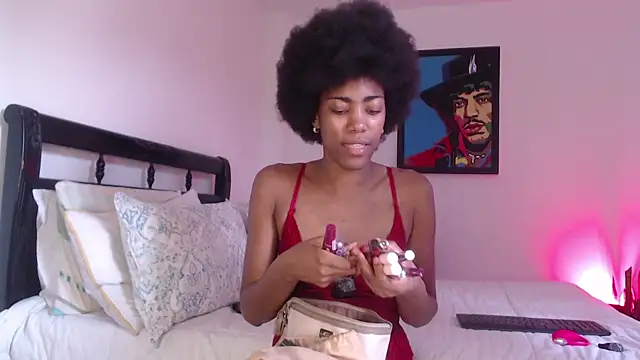 lucyymaximo online show from May 8, 7:19 pm