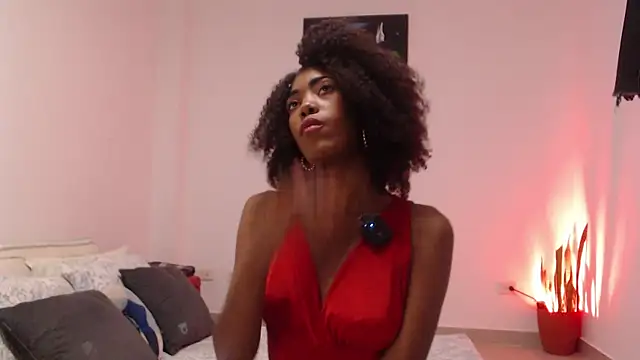 lucyymaximo online show from July 20, 12:25 am