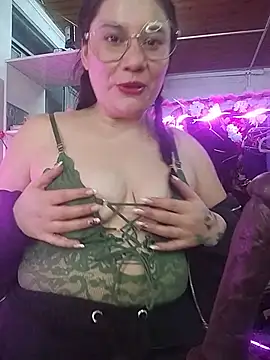 Snapshot of miichellemalvoa chatting on July 15, 2:28 am miichellemalvoa online show from July 15, 2:28 am