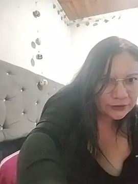 Snapshot of miichellemalvoa chatting on July 22, 12:46 am miichellemalvoa online show from July 22, 12:46 am