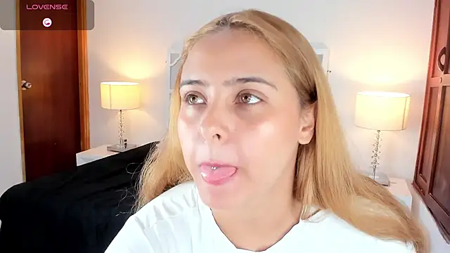 MikaelaStone online show from October 11, 12:04 pm