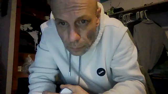 bifreakyfun online show from February 3, 10:20 am