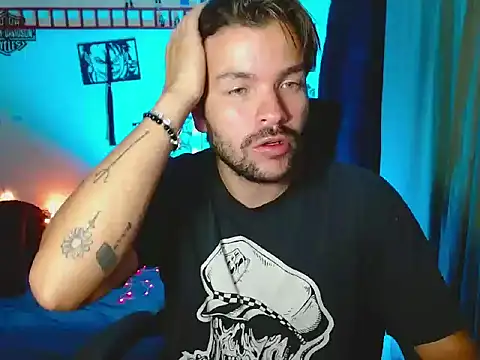 cortelioni massimo  online show from October 7, 1:03 am