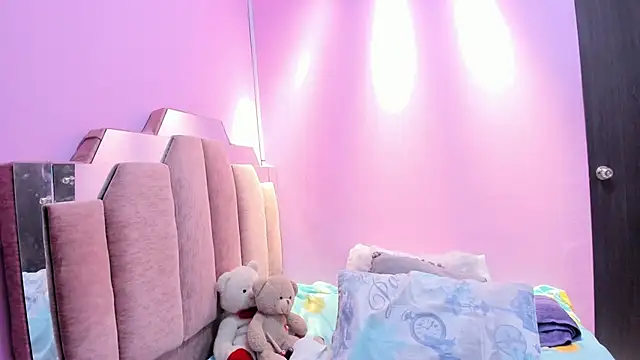 Snapshot of AndreaSweet2 chatting on September 27, 7:41 pm AndreaSweet2 online show from September 27, 7:41 pm