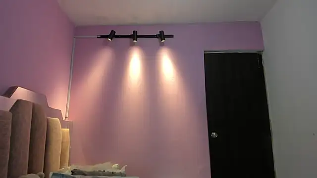 Snapshot of AndreaSweet2 chatting on November 10, 7:35 pm AndreaSweet2 online show from November 10, 7:35 pm