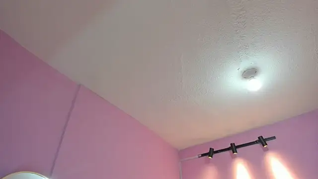 Snapshot of AndreaSweet2 chatting on November 22, 7:35 pm AndreaSweet2 online show from November 22, 7:35 pm