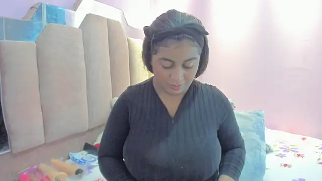 Snapshot of AndreaSweet2 chatting on November 29, 7:50 pm AndreaSweet2 online show from November 29, 7:50 pm