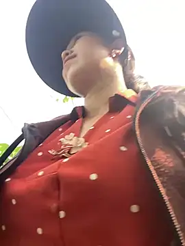 Huong-Ly online show from March 26, 7:58 am