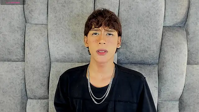 Snapshot of d3rke_666 chatting on February 25, 5:50 am d3rke 666 online show from February 25, 5:50 am