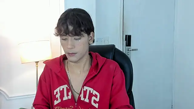 Snapshot of d3rke_666 chatting on March 20, 6:18 am d3rke 666 online show from March 20, 6:18 am