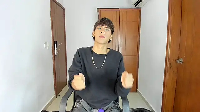 Snapshot of d3rke_666 chatting on March 24, 5:01 am d3rke 666 online show from March 24, 5:01 am