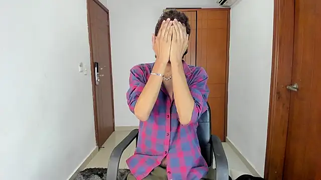 Snapshot of d3rke_666 chatting on March 25, 5:35 am d3rke 666 online show from March 25, 5:35 am