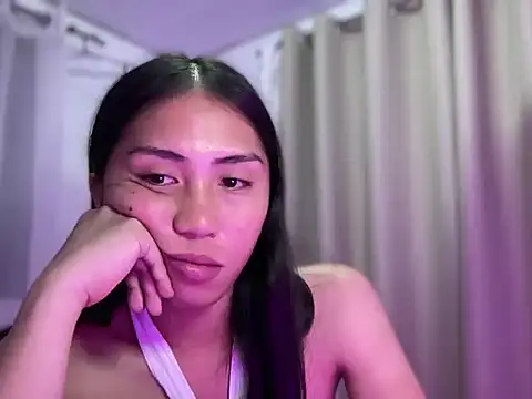 Snapshot of kiara_smieth chatting on March 19, 6:12 pm kiara smieth online show from March 19, 6:12 pm