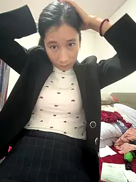 crhong666 online show from November 4, 12:21 am