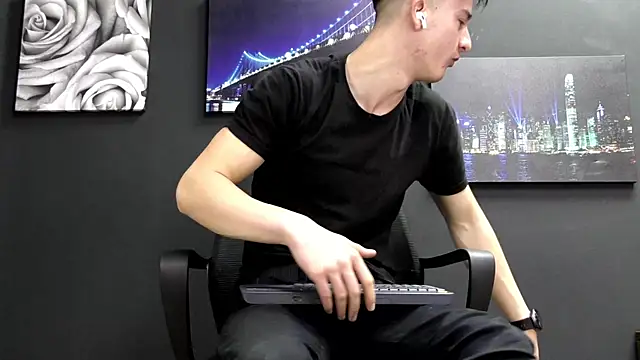 SirReed online show from December 17, 9:59 am