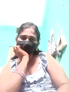 Snapshot of Naina_telugu_ chatting on September 18, 7:05 pm Naina telugu online show from September 18, 7:05 pm