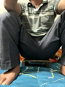 hotboy2x online show from December 19, 12:12 pm