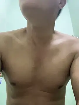 Snapshot of hotboy2x chatting on April 16, 10:01 pm hotboy2x online show from April 16, 10:01 pm
