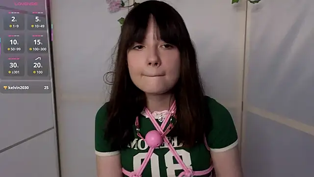 Honeey Beee online show from November 14, 5:11 pm