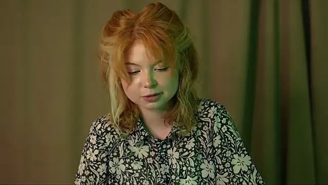 Stella Vanila online show from September 18, 1:18 am