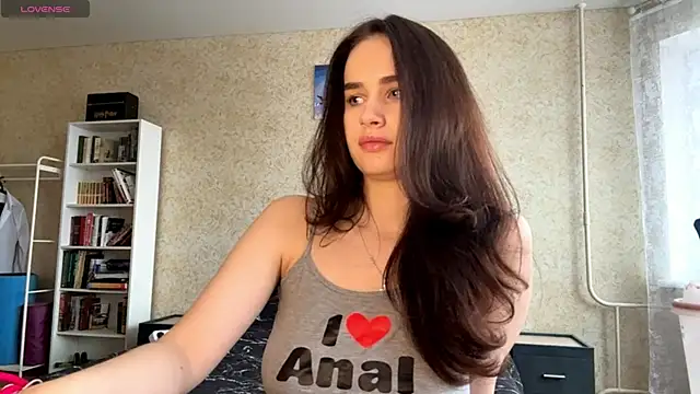 Quiet luxury online show from December 16, 9:03 am