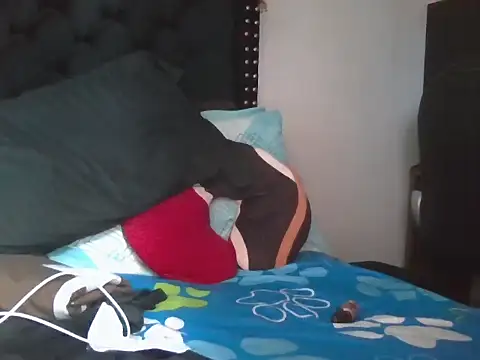 Snapshot of kokin_latino chatting on October 14, 9:15 pm kokin latino online show from October 14, 9:15 pm