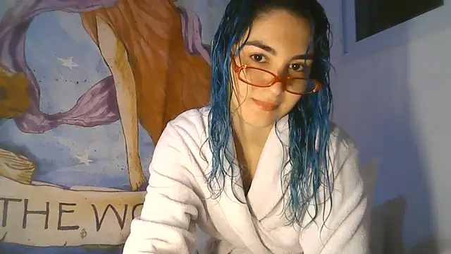 peetitefairy online show from July 11, 5:10 am
