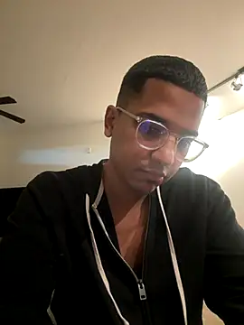 amzeuss online show from September 17, 4:52 pm